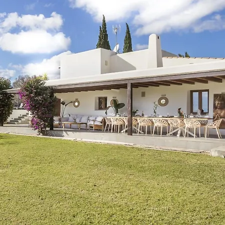 Villa Ivy - San Carlos
