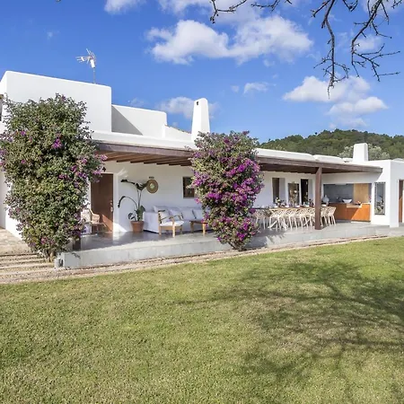 Villa Ivy - San Carlos
